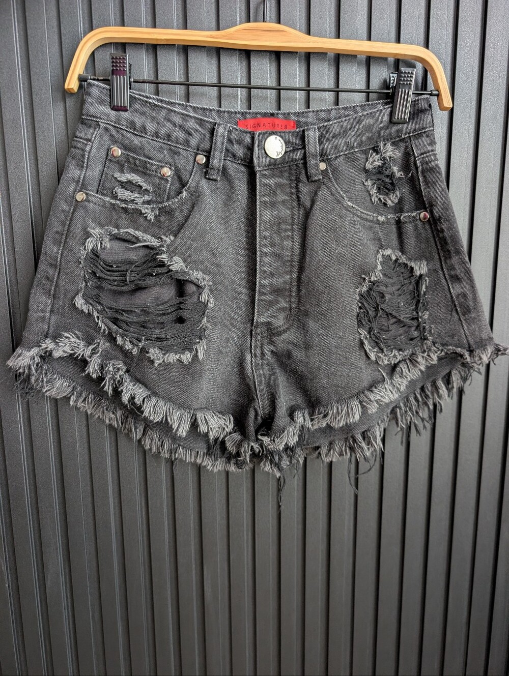 Signature 8 Black Distressed Denim Women’s Shorts | High Rise Shorty | Size S